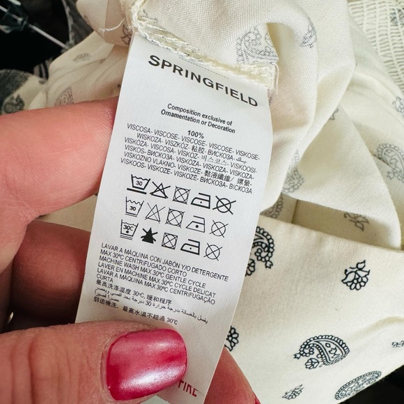 Springfield Paisley Boho Cream and Gray  Short Skirt Women’s Size 8 - Picture 4 of 8